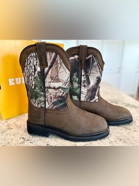 EuroStar Men's Brown Leather Western Work Boots with Camo Shaft NWT